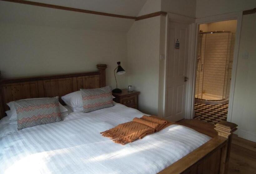Номер Economy, The Kingsley At Eversley