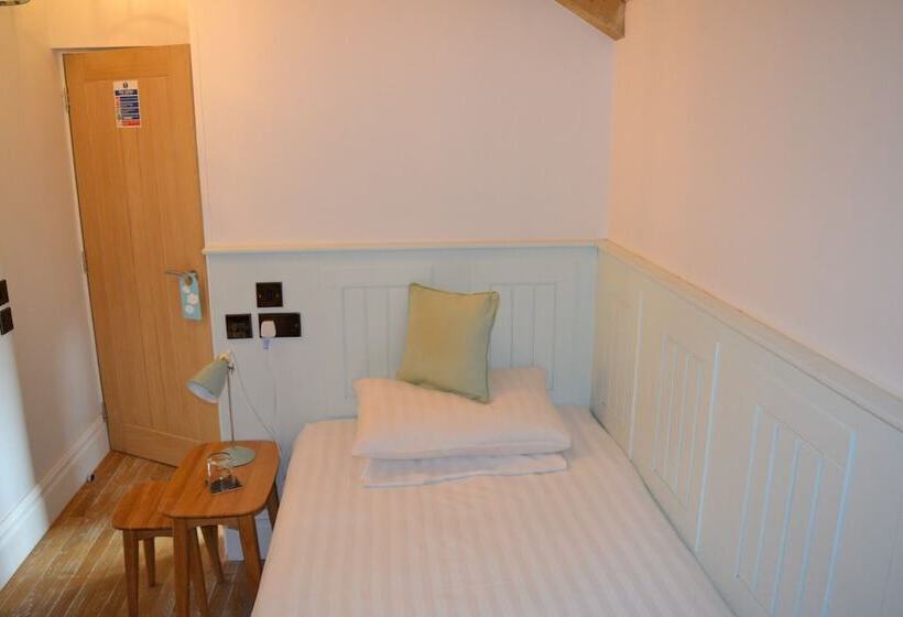 スタンダードシングルルーム, The Kingsley At Eversley