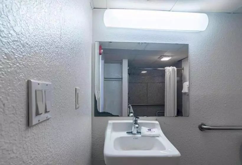 キングサイズベッドのデラックスルーム, Motel 6oklahoma City, Ok  South