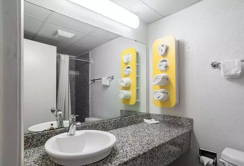 キングサイズベッドのデラックスルーム, Motel 6oklahoma City, Ok  South