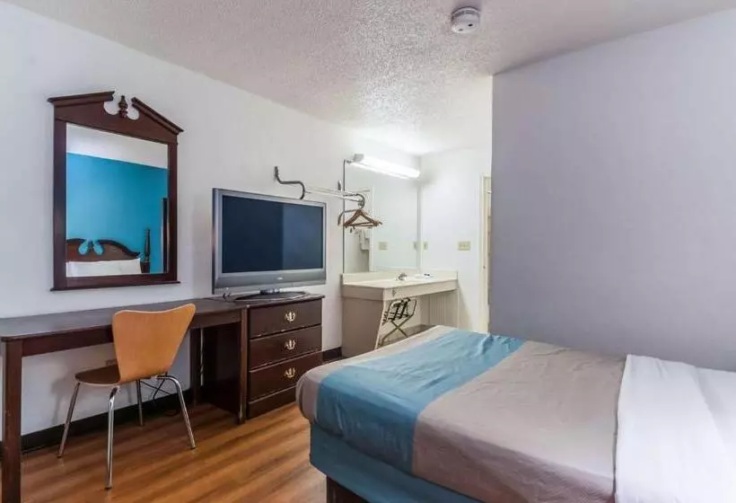 スタンダードルーム, Motel 6southgate, Mi  Detroit