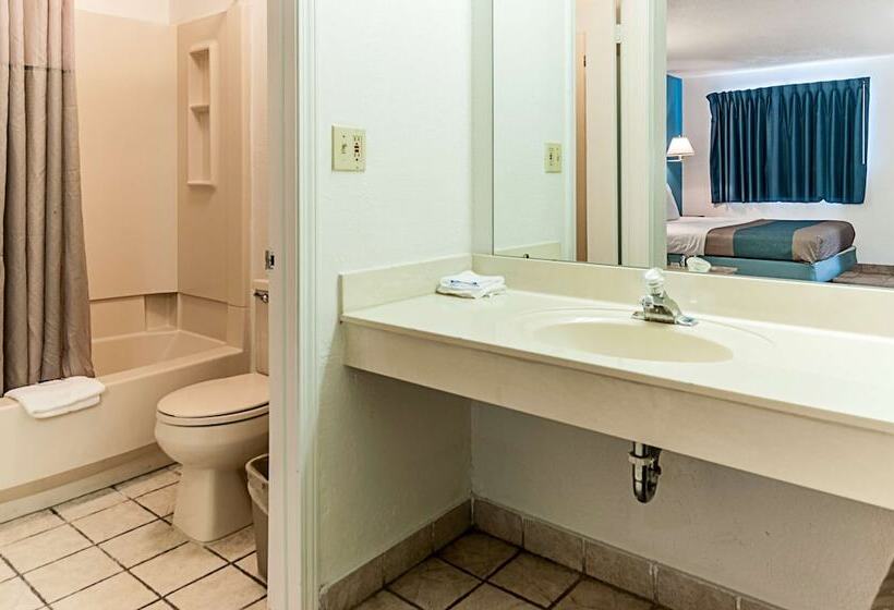 Номер Deluxe, Motel 6southgate, Mi  Detroit