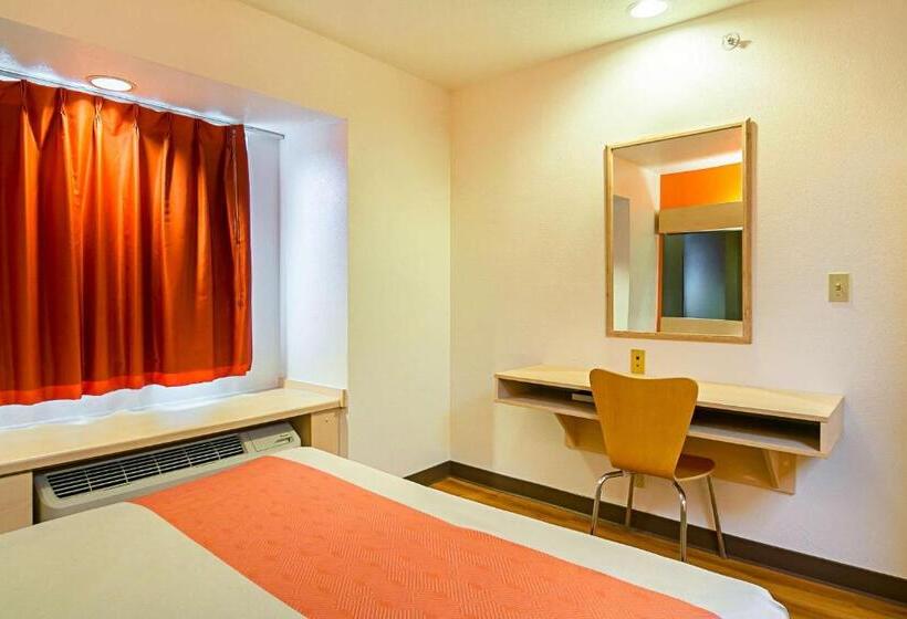 スタンダードルーム, Motel 6sycamore, Il