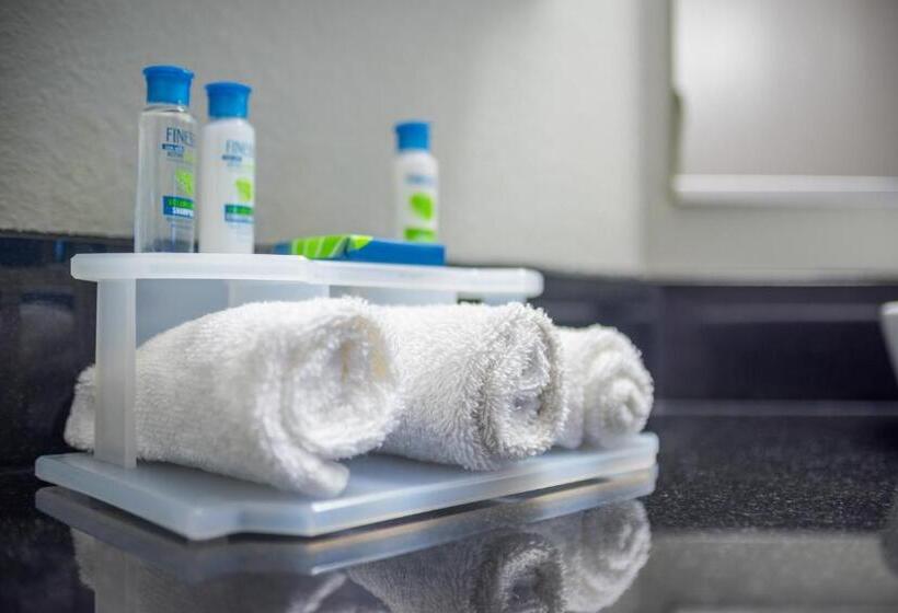 Номер Стандарт, Studio Z, Ascend Hotel Collection