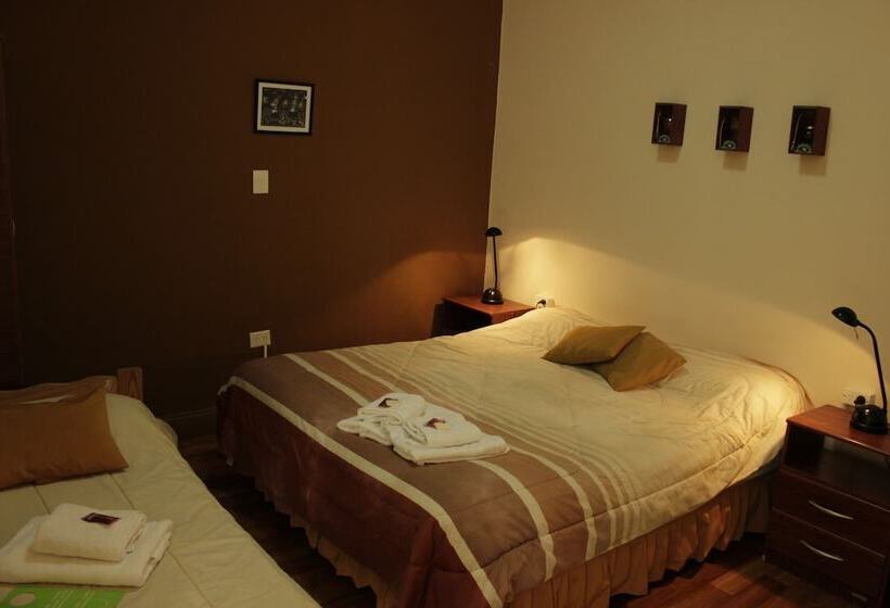 اتاق استاندارد سه نفره, Sabatico Travelers Hostel & Guesthouse