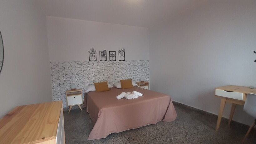 اتاق استاندارد, Sabatico Travelers Hostel & Guesthouse