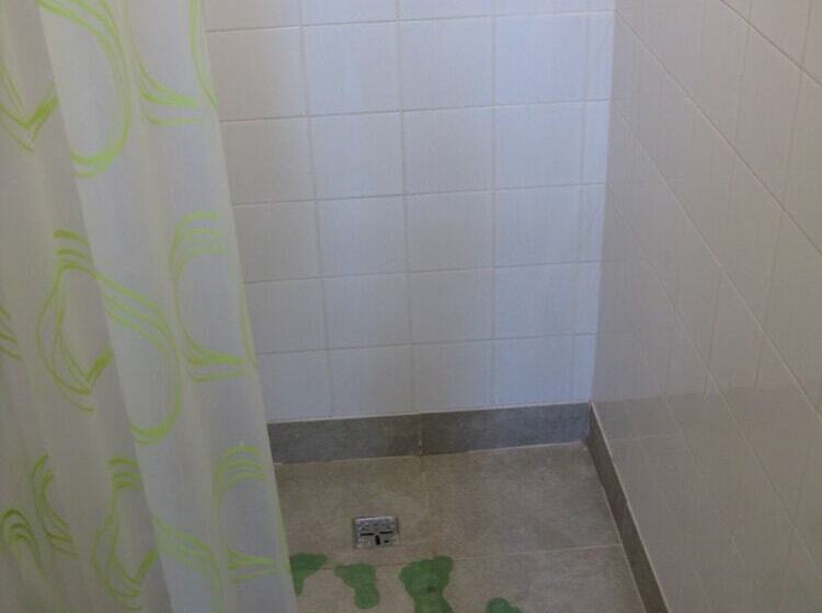 اتاق استاندارد, Sabatico Travelers Hostel & Guesthouse