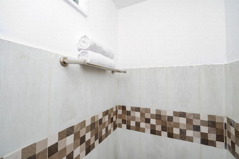 Standard Room, Business Life