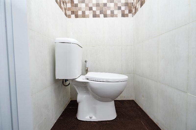 Standard Room, Business Life