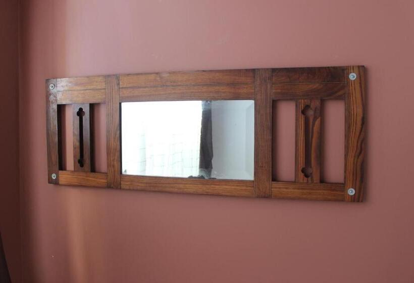 اتاق استاندارد با سرویس بهداشتی مشترک, Ericeira Chill Hill Hostel & Private Rooms