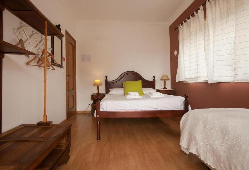 اتاق استاندارد با سرویس بهداشتی مشترک, Ericeira Chill Hill Hostel & Private Rooms