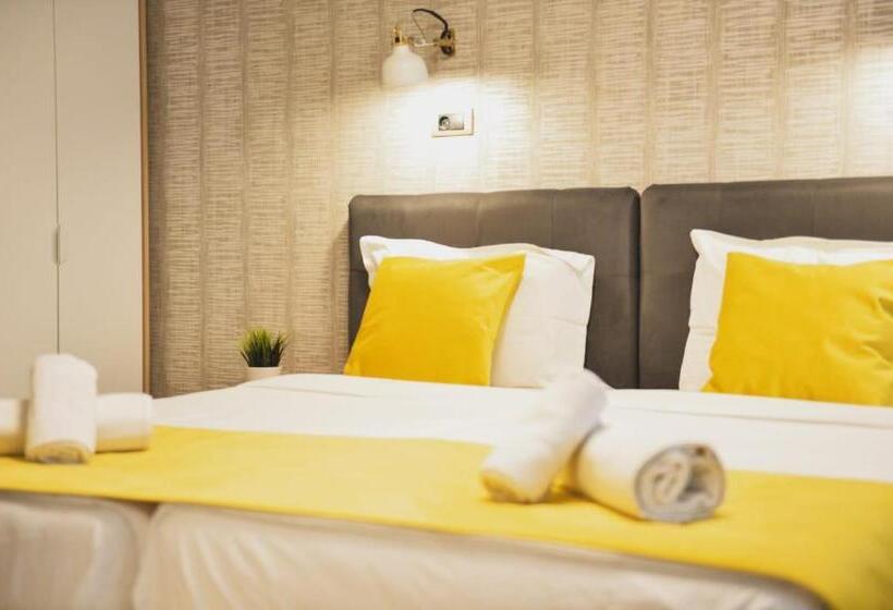 اتاق خانوادگی, Garni House 46 Plus