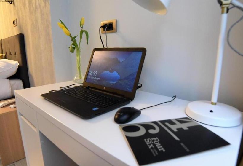 اتاق خانوادگی, Garni House 46 Plus