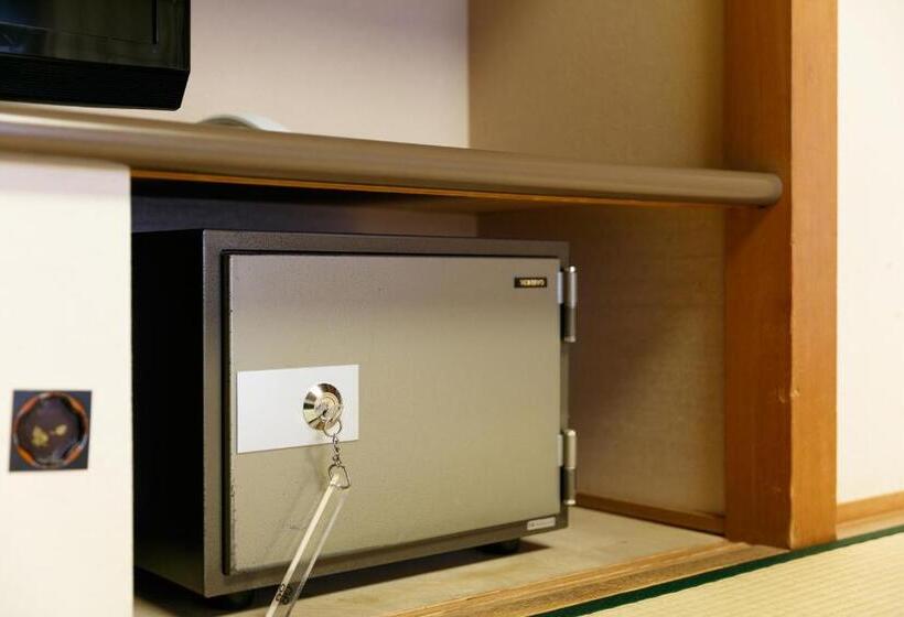 اتاق استاندارد, Hatori