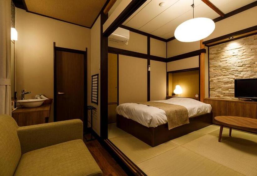 اتاق استاندارد یک نفره, Hatori