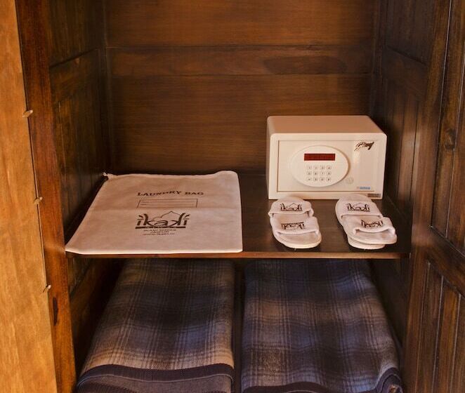 اتاق لوکس, Ikaki Niwas   A Heritage Boutique