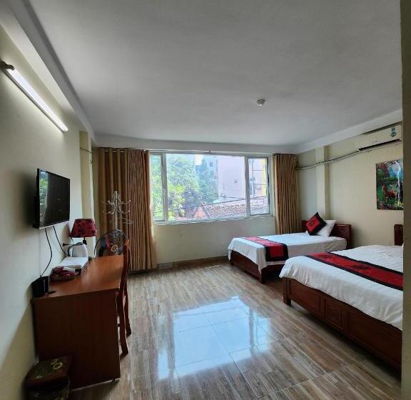 اتاق خانوادگی, Phương Thảo