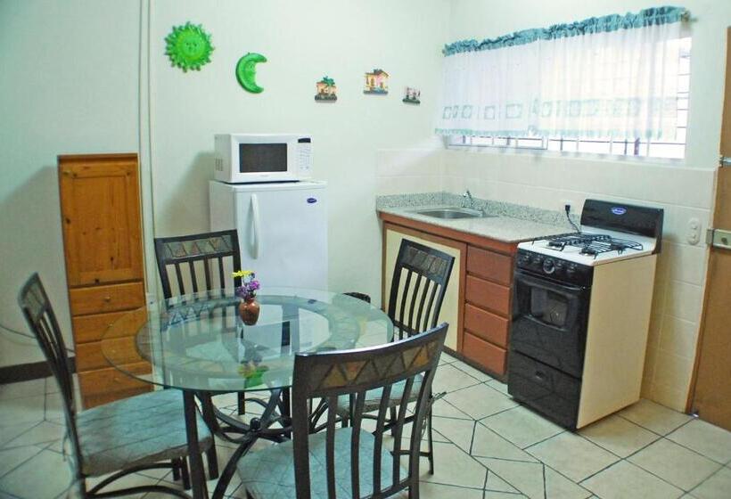 آپارتمان 2 خوابه, Posada Don Pantaleon