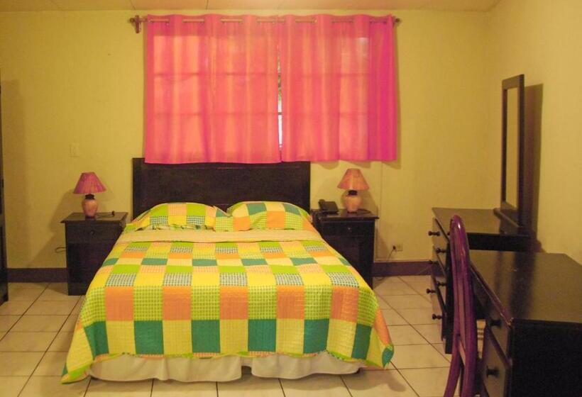 اتاق استاندارد یک نفره, Posada Don Pantaleon