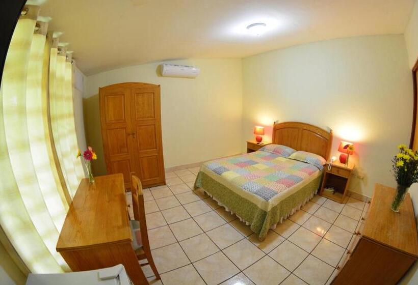 اتاق استاندارد یک نفره, Posada Don Pantaleon