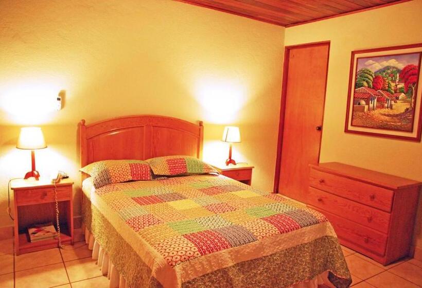 اتاق استاندارد سه نفره, Posada Don Pantaleon