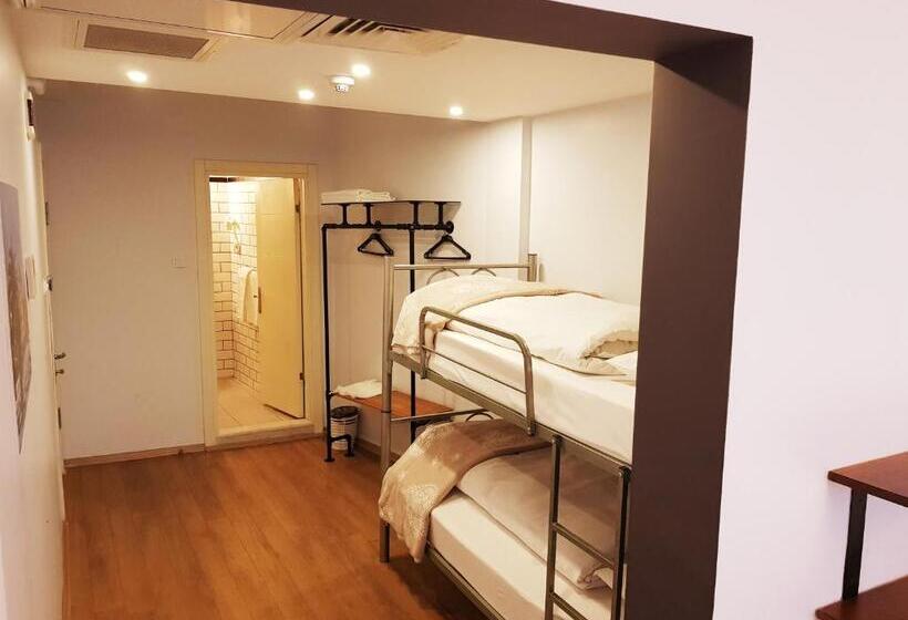 家族用の部屋エコノミー, Rumours Inn