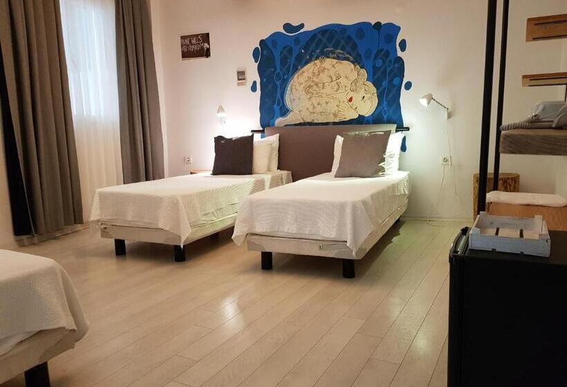 エコノミートリプルルーム, Rumours Inn