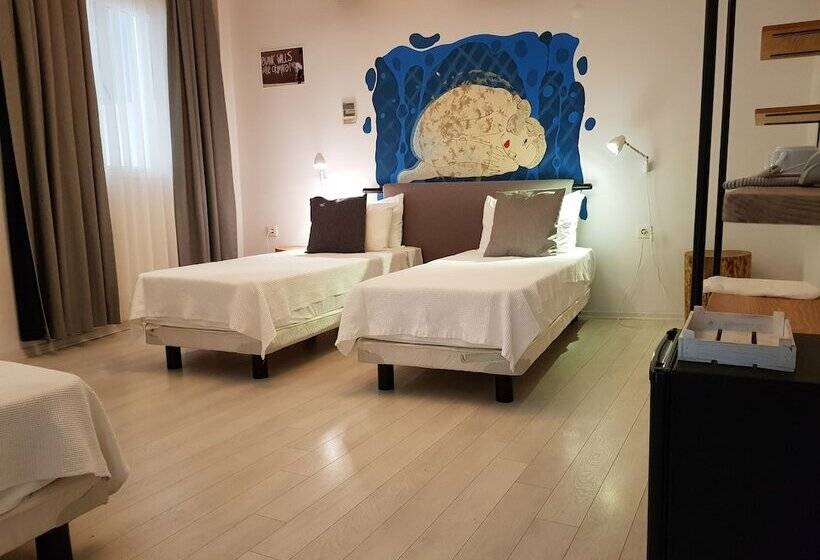 エコノミートリプルルーム, Rumours Inn