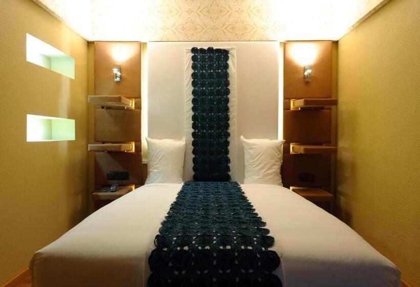 패밀리 룸, Sever Rio