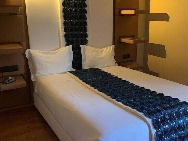 스탠다드 룸, Sever Rio