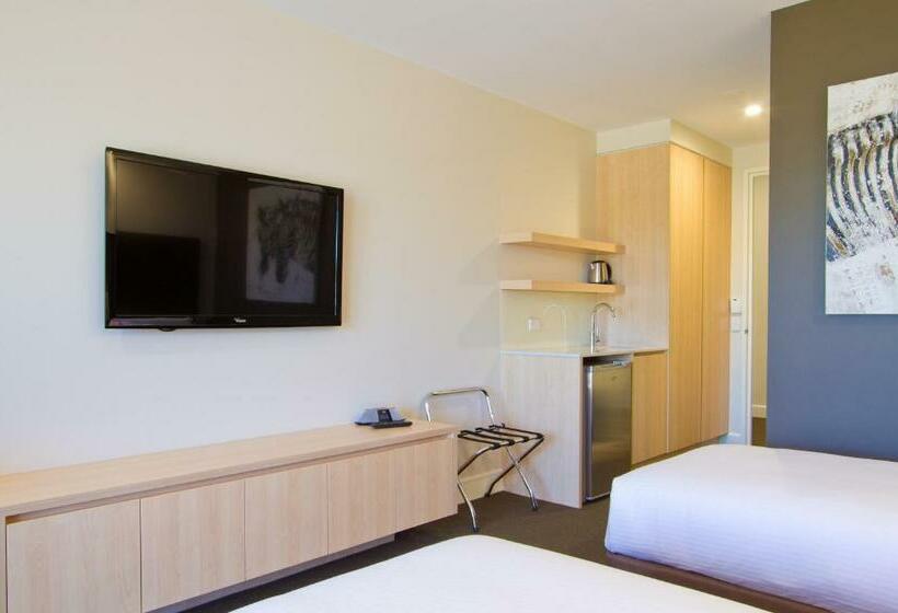 מיטת קינג בסוויטה, The Remington Muswellbrook