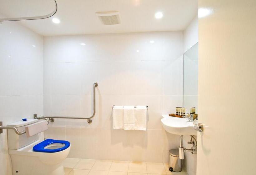 חדר סטנדרט, מיטת קינג, מותאם לאדם עם מוגבלויות, The Remington Muswellbrook