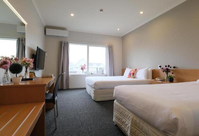 اتاق لوکس, The Garden