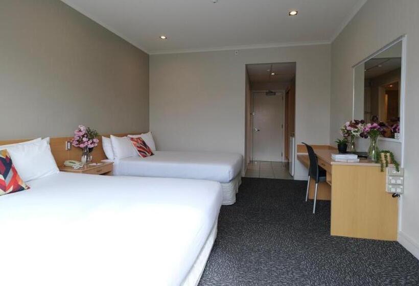 اتاق لوکس, The Garden