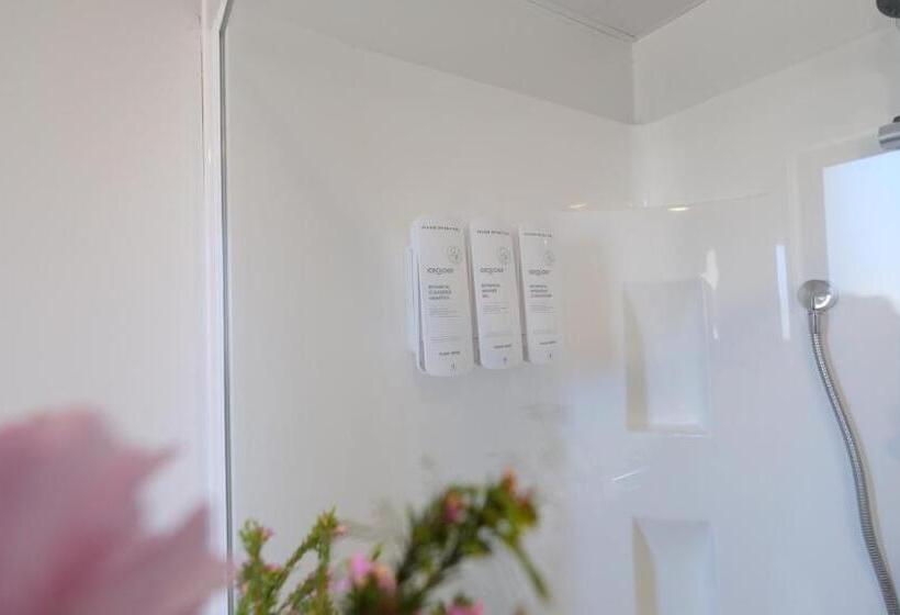 سوییت خانوادگی, The Garden