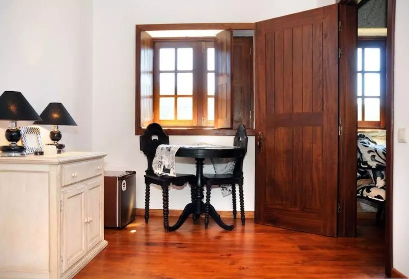 スイート, Quinta Das Escomoeiras