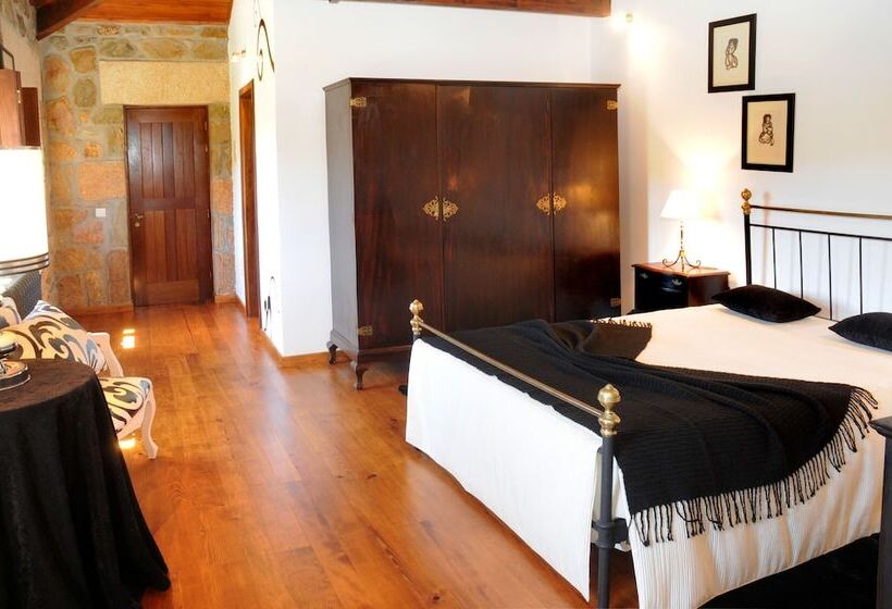 סוויטה, Quinta Das Escomoeiras