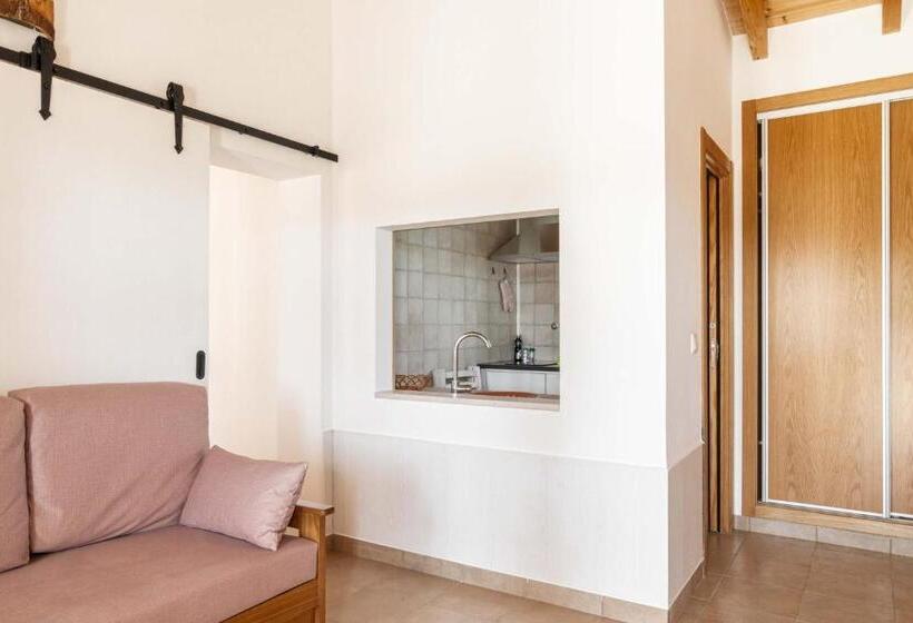 패밀리 스튜디오, Refugio Das Origens