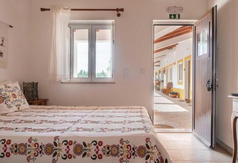 패밀리 스튜디오, Refugio Das Origens