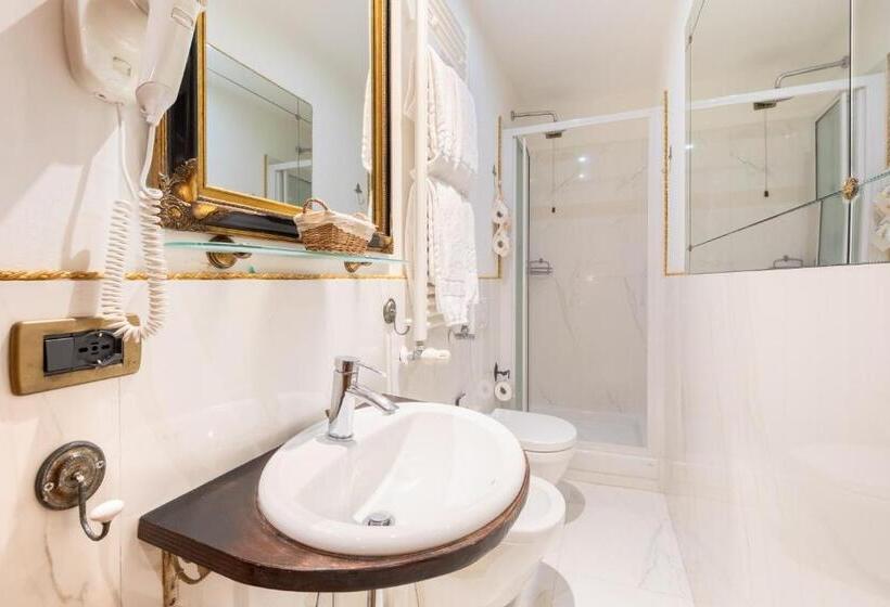 اتاق سوپریور, Residenza La Loggia