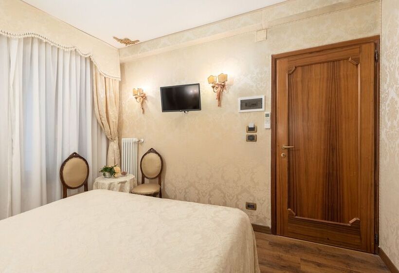 اتاق عادی, Residenza La Loggia