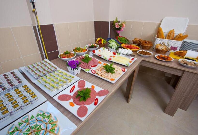 اتاق اکونومی, Birlik Apart