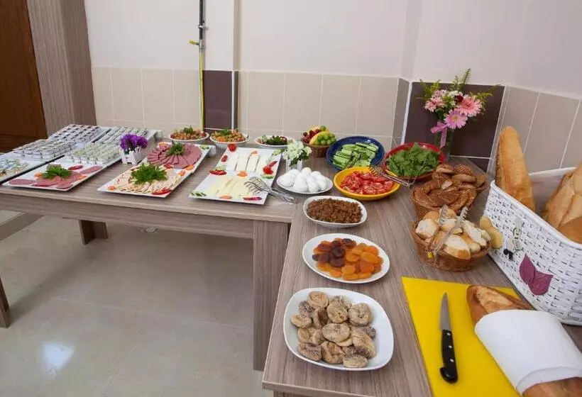 Standard Single Room, Birlik Apart