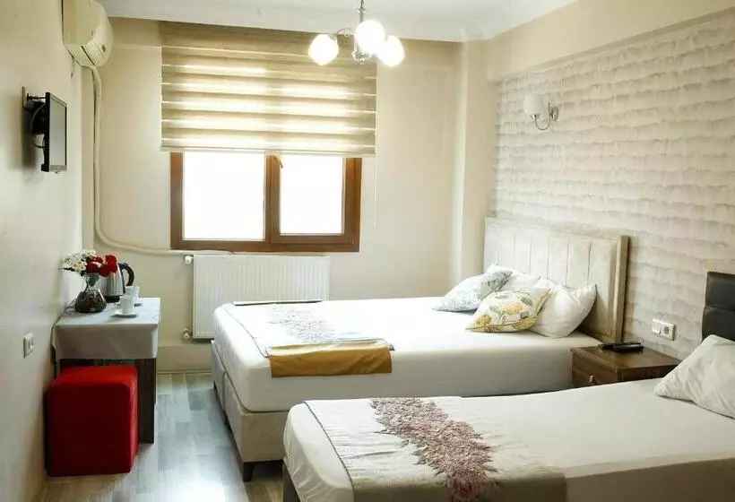 Superior Room, Birlik Apart