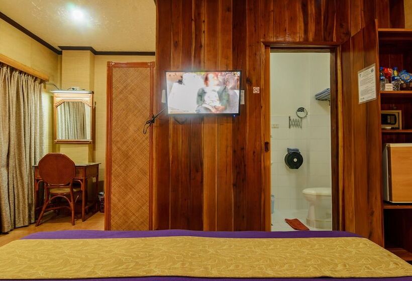 Quarto Deluxe, Hayahay Resort