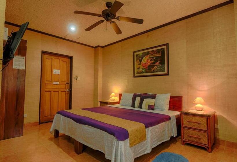 Quarto Deluxe, Hayahay Resort