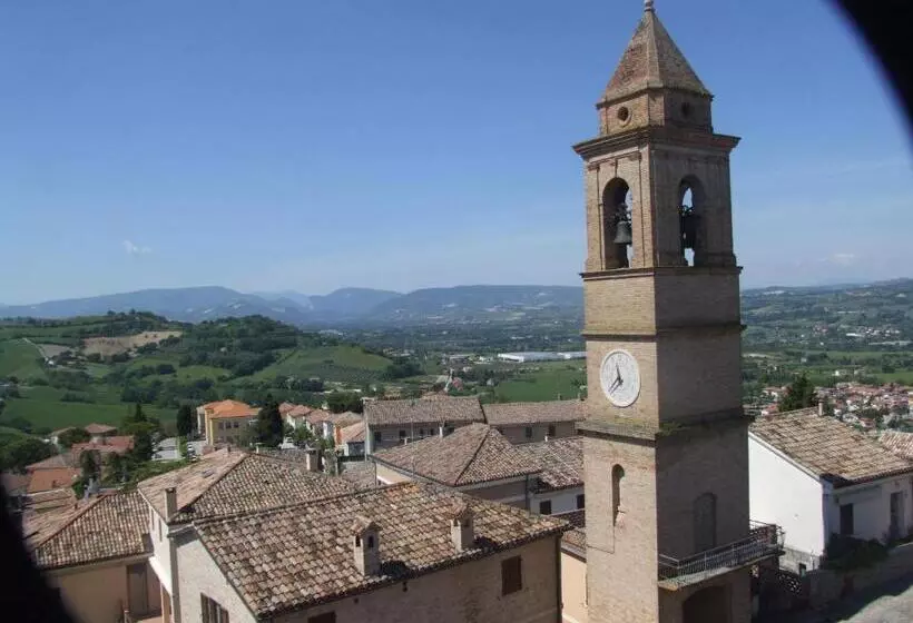 Standard Yhden Hengen Huone, Albergo Diffuso Borgo Montemaggiore