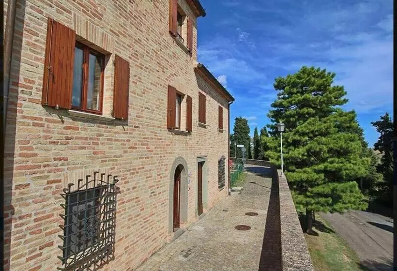 Standard Yhden Hengen Huone, Albergo Diffuso Borgo Montemaggiore