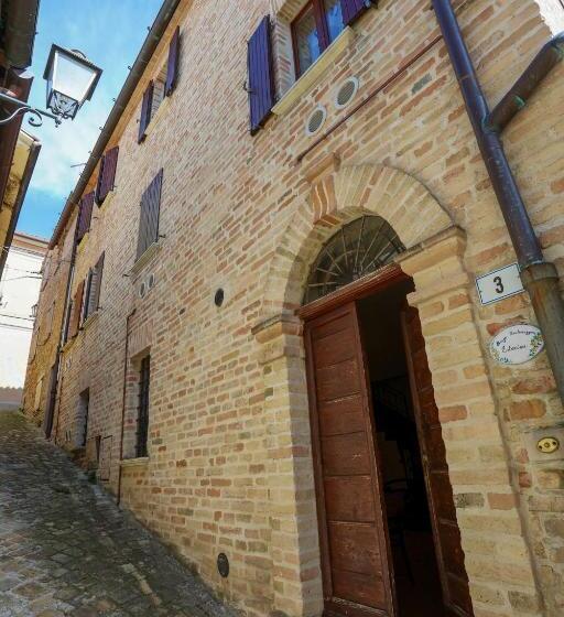 Четырехместный Номер Стандарт, Albergo Diffuso Borgo Montemaggiore