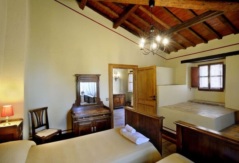 Четырехместный Номер Стандарт, Albergo Diffuso Borgo Montemaggiore